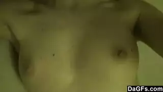 فيديو استمناء صريح للاتينية صغيرة على سناب شات