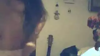 حفلة نيك لعاهرة كام محجبة عارية تمامًا مع مني على صدرها