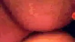 منتفخ حلمات مشعرات النفس المتحول جنسيا