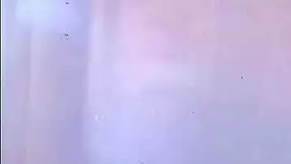 فتاة مصرية محلية ممتلئة الصدر تُضرب في سكس صحراوي قاسٍ