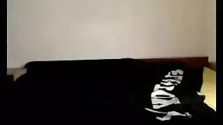 الأم الشقراء المراهقة تريد قضيبًا سمينًا من رجل ثقيل على الطريق