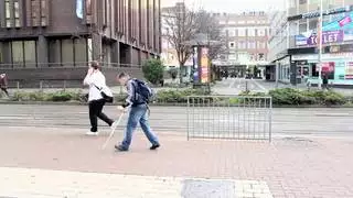 جميلة داكنة بدينة تفتح شرجها في إباحية شديدة