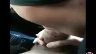 مص الحلمة بقوة الاسيوسية