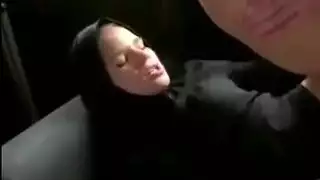 أخت محجبة تمارس جنس عائلي صريح