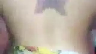 نيك حانة بزب أسود كبير: فالنتينا تمتلئ بزب أسود قاس