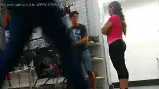 يورو بيبي إلسا جان وزوجها في جلسة جنس قوية في غرفة النوم