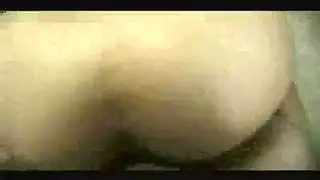 الآسيوية الشرهة تحلب كل قطرة من قضيبه