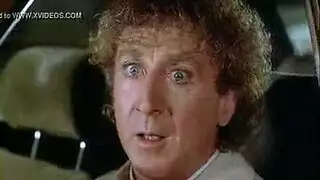 حبيبة شعراء حمراء ورجل أشقر أسمر في فيلم بورنو منزلي عنيف