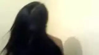 أثارت جبهة مورو تعريض الهرة الوردي