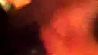 أول مرة شرجية على الأريكة مع سمراء مثيرة