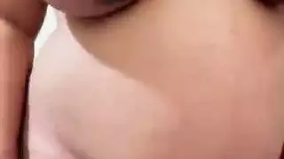 كس عربي مشعر معروض: زوجة الأب الحامل تتوسل للفعل القوي