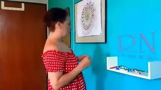 فصل فن إباحي هندي: عارضات عارية، ماندالا، وموسيقى تئن