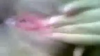 سمراء ساخنة تذهب لركب عنيف ونهاية دسمة على الوجه