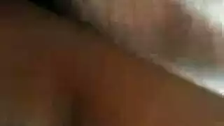 فتاة بالجوارب السوداء تتعرض لضربات جنسية قاسية من شاب مثير