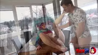 ينيكها تحت الترابيزة