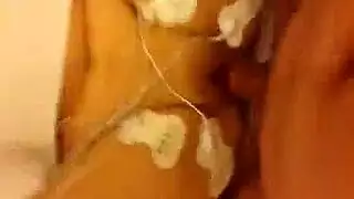 شابه تتعلم النيك لاول مره