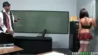 نوکرانی سکسی ٹیچرز