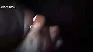 فرج إبنوسي مبلل يتوسل لجماع خشن