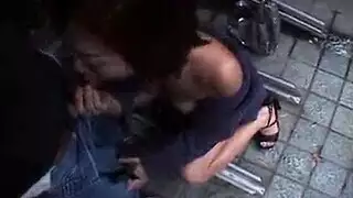 فتيات رجعيات في أشرطة جنسية قديمة صريحة