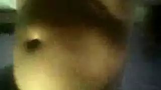 لاعب مفلس يحصل على قبلة ويأكل المؤخرة