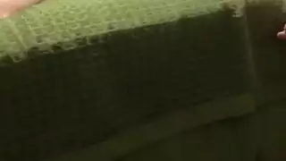 جنس قاس: قضاعة تدخل كسًا منقوعًا بعنف