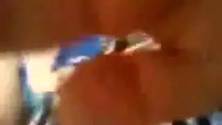 مراهقة مصرية كريمية تنك في مشهد إكس إكس إكس عنيف