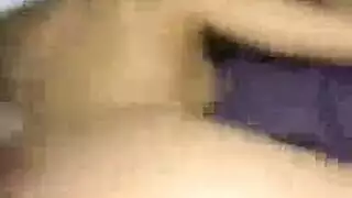 أخ يمارس الجنس مع أخته في مشهد عائلي عربي مثير