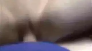 عرض تعري هواة للمراهقين يتحول إلى إباحية صريحة