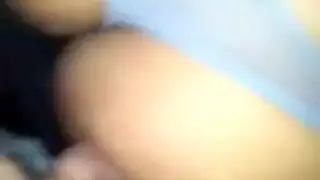 طحن شرجي صارم والعادة السرية حتى قذف متفجر على جميلة نائمة