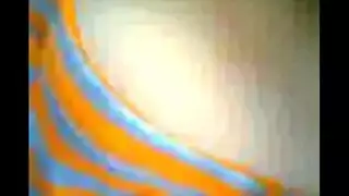 فتاة عربية ساخنة تُملأ بعد قبلة علنية شغوفة
