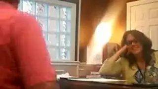 سكس المدير يعاقب الطالبة