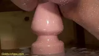 والدتي ، bbw ، تحصل على شعرها محشوة ، ولم تكن أبدًا غير مسبوقة