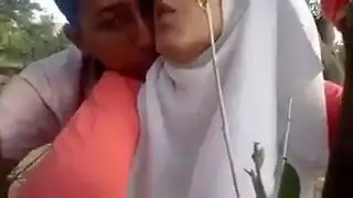 هوس فموي حميمي: مص الشفاه والمزيد في لقاء مغربي