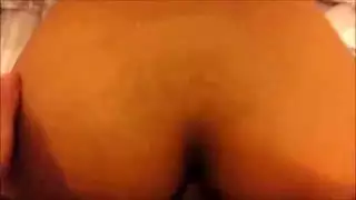 مراهقة آسيوية تدخل مزدوج مع أصوات مبللة