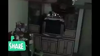 مدير هندي يستحوذ على فرج موظفته الضيق في مشهد مكتب صعب