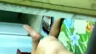 تبادل الجنود: جماع جماعي في الصحراء