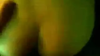 علاقة جماعية جامحة: نساء لا تحصى تُبلل مهودهن