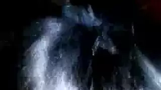 متحولة يابانية مثارة تحصل على جماع جماعي عنيف