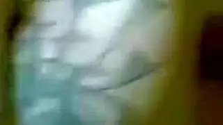 وراء الشهرة: شريط إباحي خام لممثلة عربية مكشوفة