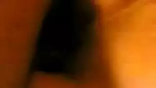 عاهرة لبنانية تشتهي وتنكح بقوة في مشهد صريح