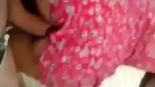 ثنائي مصري ساخن في شريط جنس زوجي خام