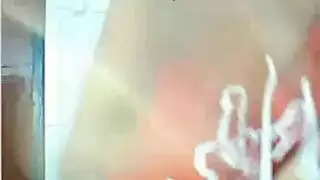 نساء مثيرات مع كلاب في مشهد إباحي