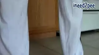 جلسة جنس محرمة قديمة بين أخ وأخته