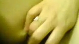 فرج عربي يتم تدميره بقضيب أسود كبير