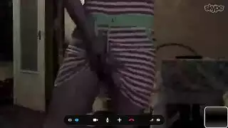 دعوة جماعية لطالبة روسية في فيلم بورنو عنيف