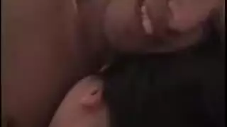 وفرة من المشاهد الإباحية